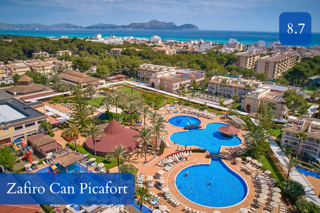 family pools, slides and apartment-style resort in Can Picafort