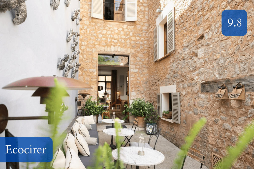 peaceful townhouse courtyard and pared-back room design