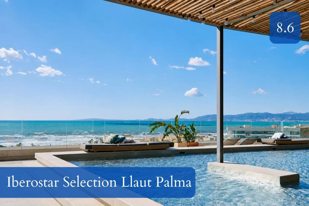 Rooftop infinity pool with panoramic Mediterranean views at Iberostar Selection Llaut Palma in Playa de Palma, Mallorca.