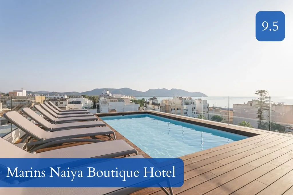 Rooftop pool with sea views at Marins Naiya Boutique Hotel in Cala Bona, Mallorca.