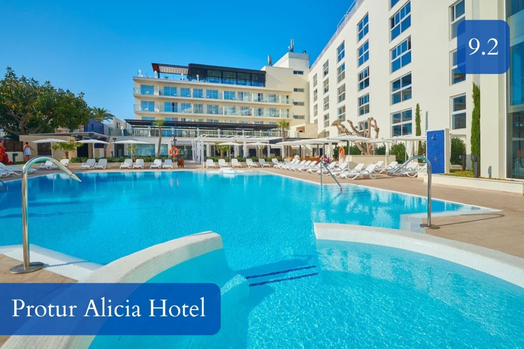 Swimming pool and contemporary facilities at Protur Alicia Hotel in Cala Bona, Mallorca.