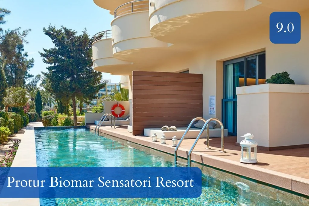 Private swim-up suite pool at Protur Biomar Sensatori Resort in Sa Coma, Mallorca.