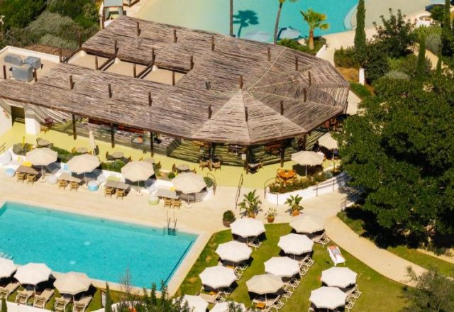 Kimpton Aysla Mallorca pet-friendly hotel