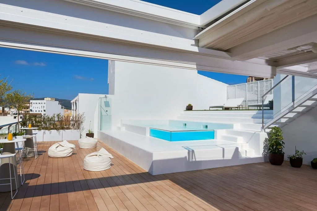 Rooftop pool and sun deck at INNSiDE by Meliá Palma Center in Palma, Mallorca.