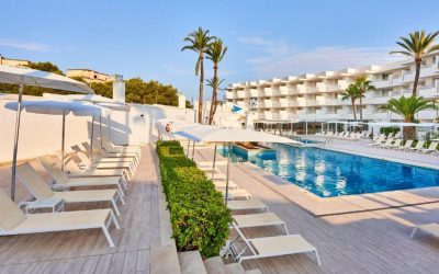 swimming pool Globales Cala Bona hotel Mallorca