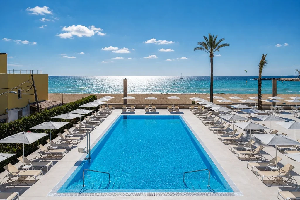 Beachfront swimming pool with Mediterranean Sea views at THB El Cid – Adults Only in Playa de Palma.